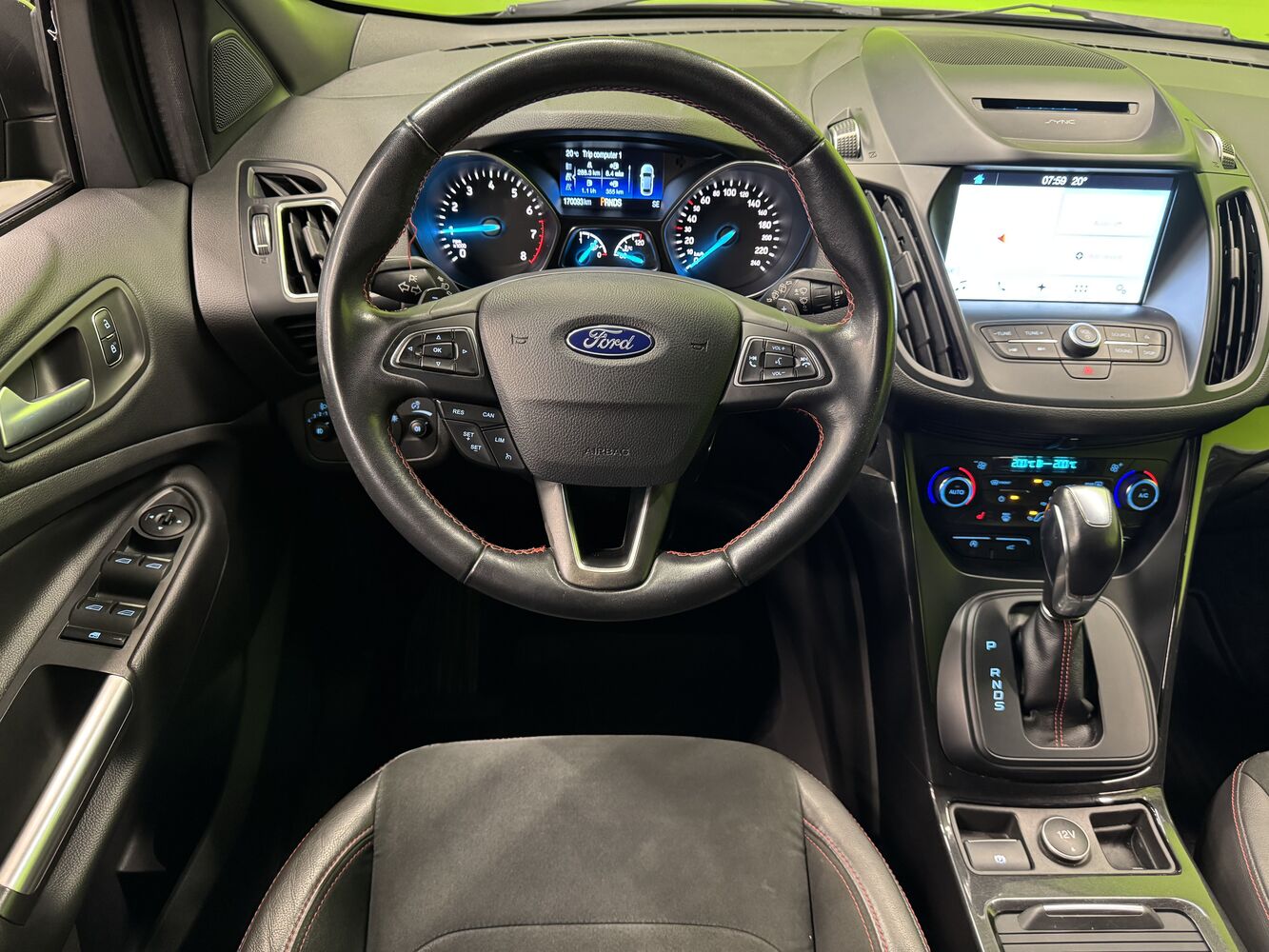 Ford Kuga vaihtoauto