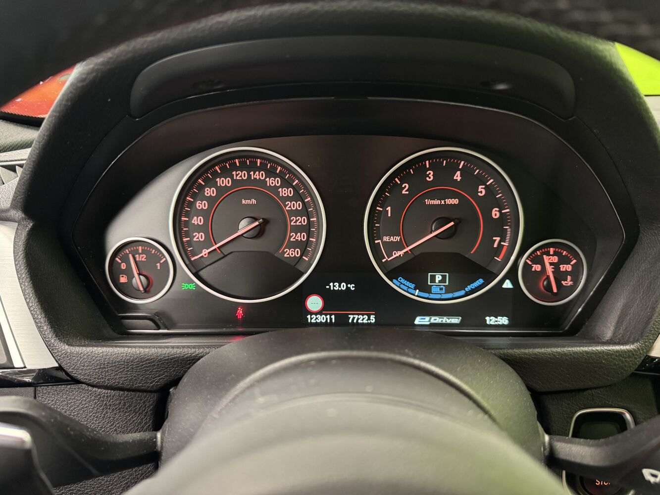 BMW 330 vaihtoauto