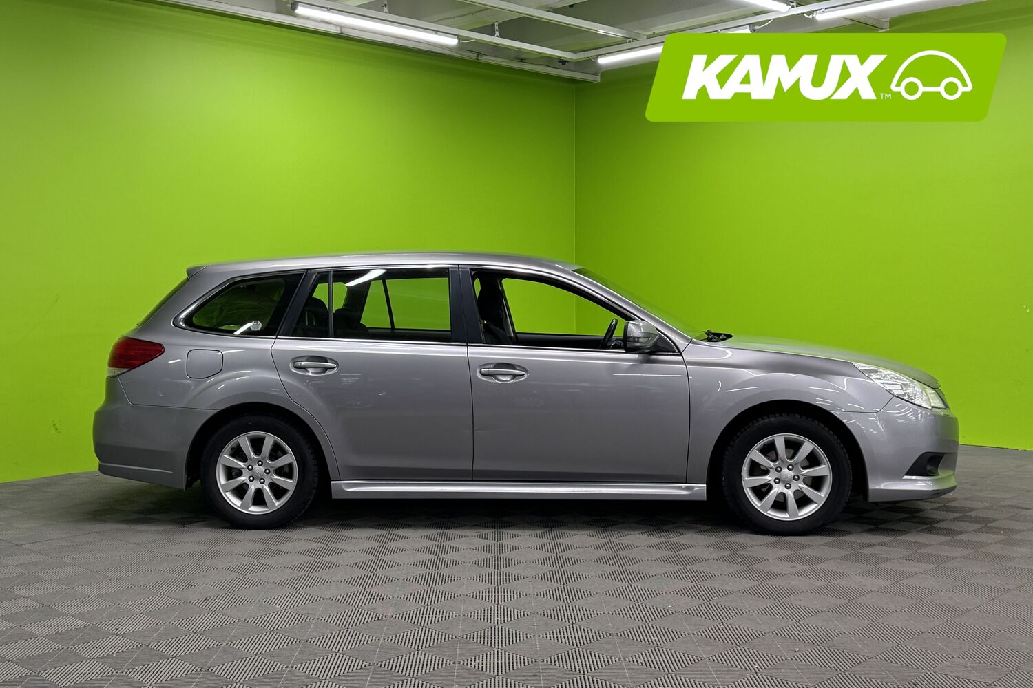 Subaru Legacy vaihtoauto