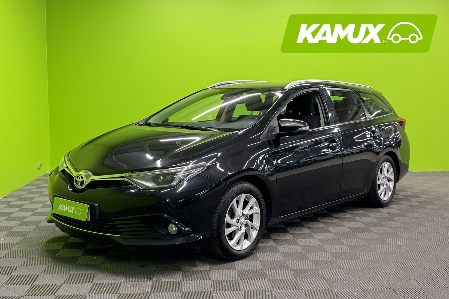 Toyota Auris vaihtoauto