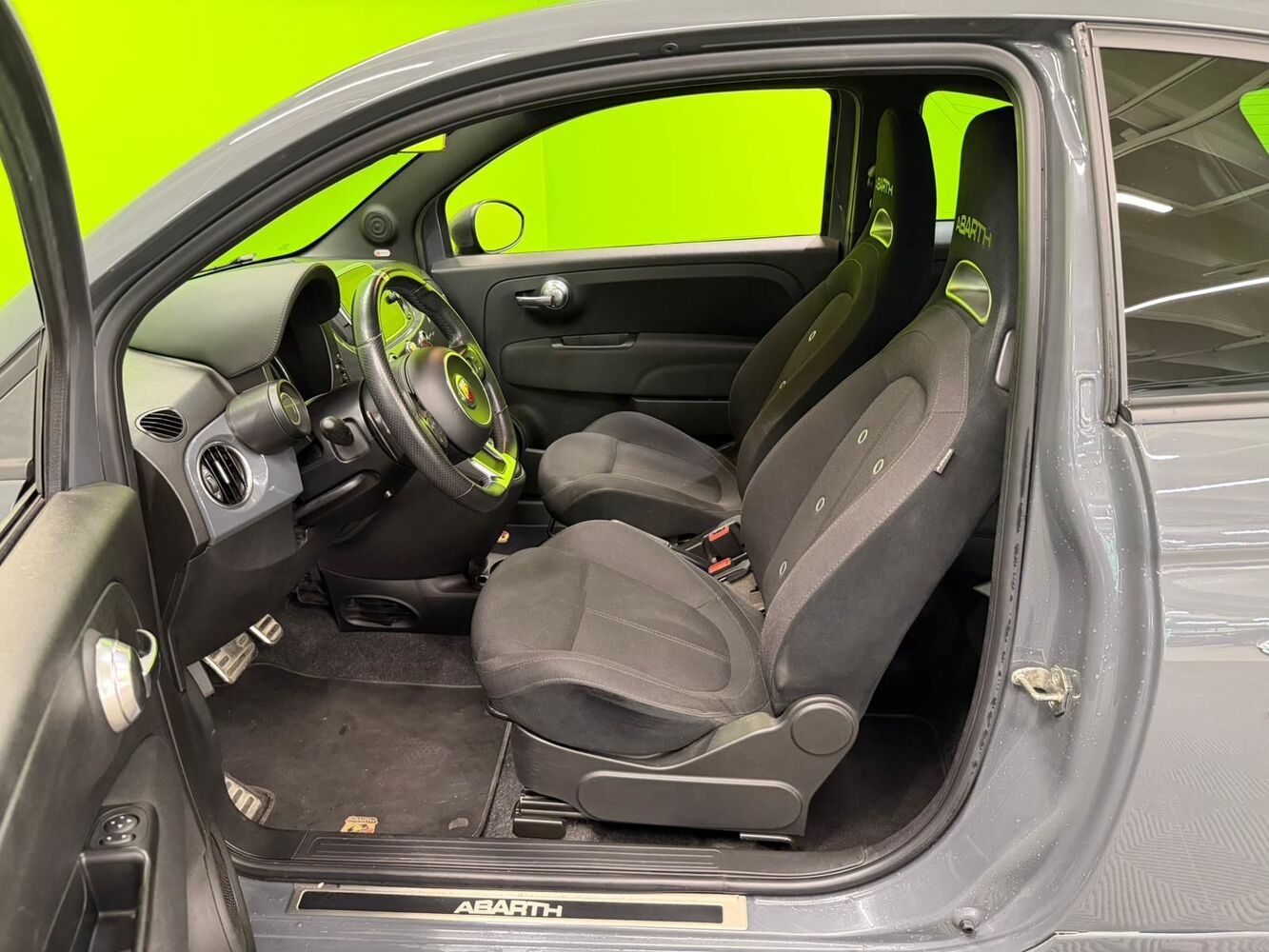 Fiat-Abarth 500 vaihtoauto
