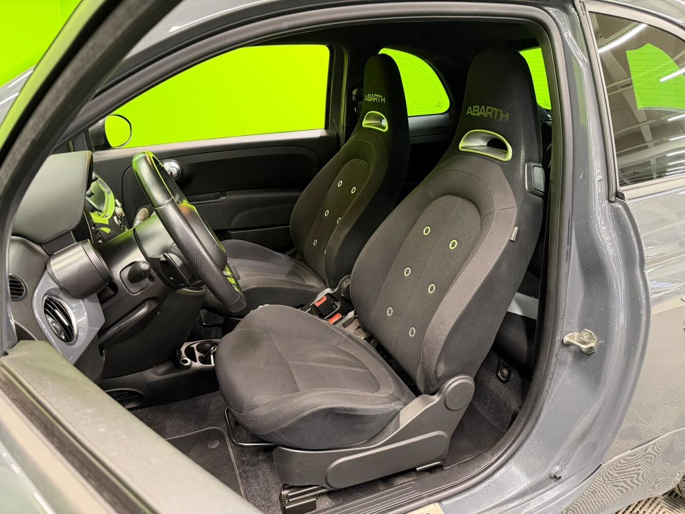 Fiat-Abarth 500 vaihtoauto