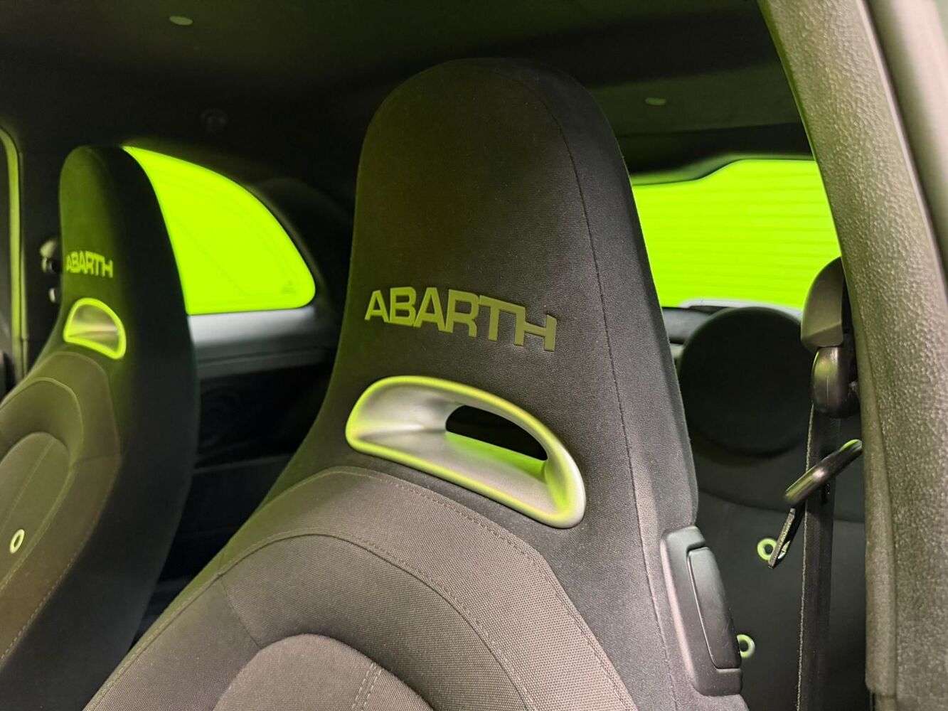 Fiat-Abarth 500 vaihtoauto