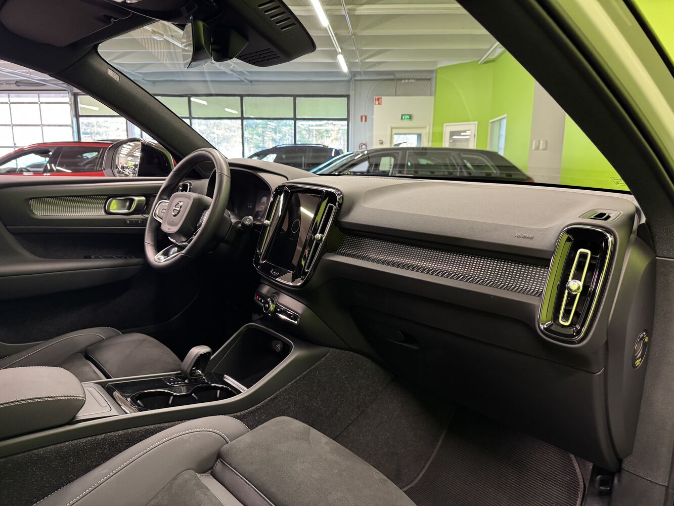 Volvo XC40 vaihtoauto