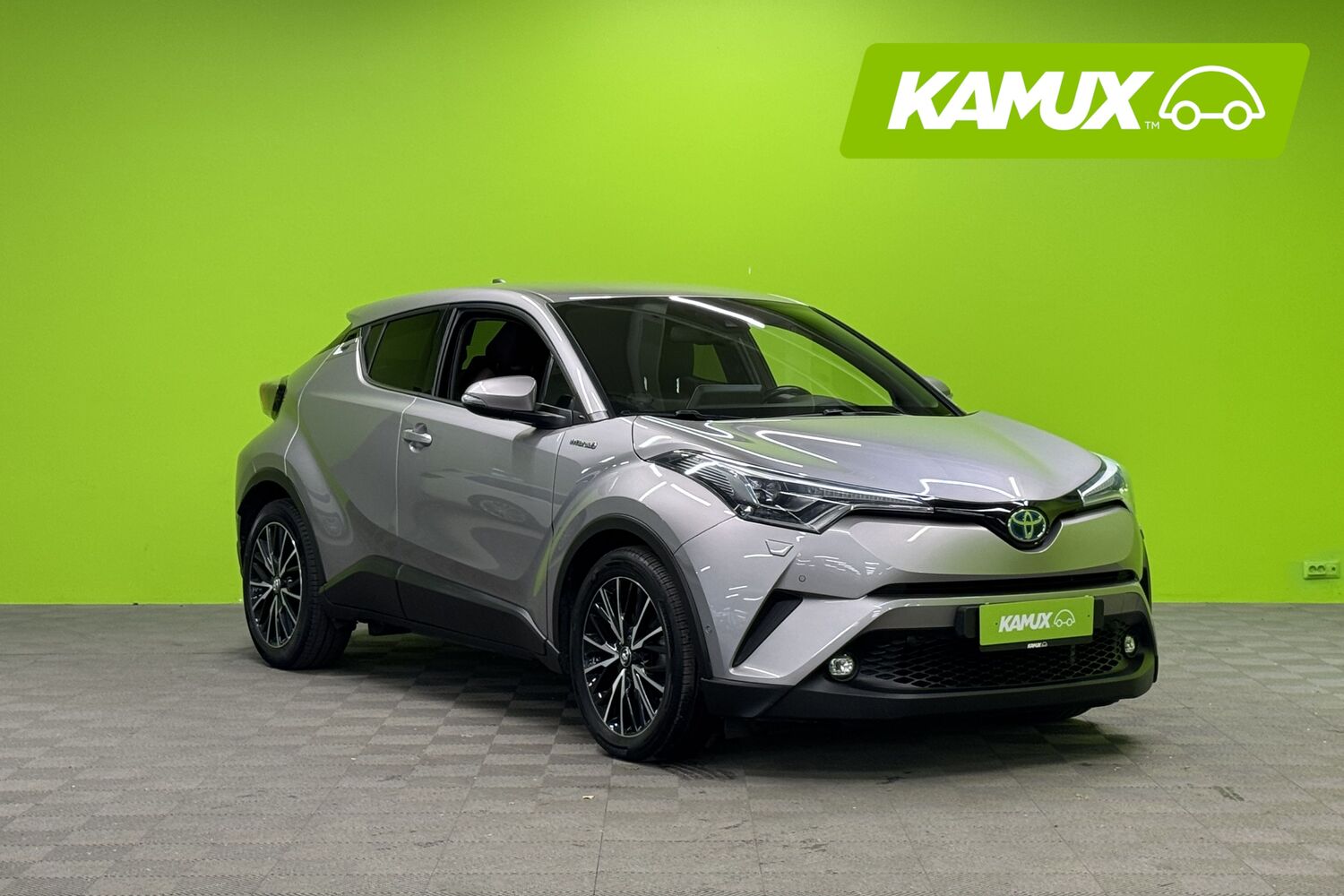 Toyota C-HR vaihtoauto