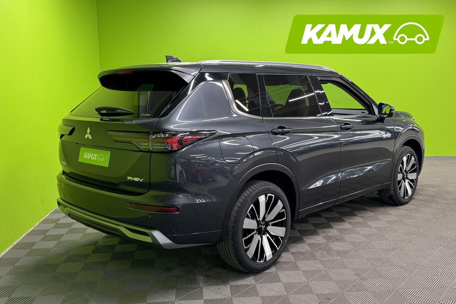 Mitsubishi Outlander vaihtoauto