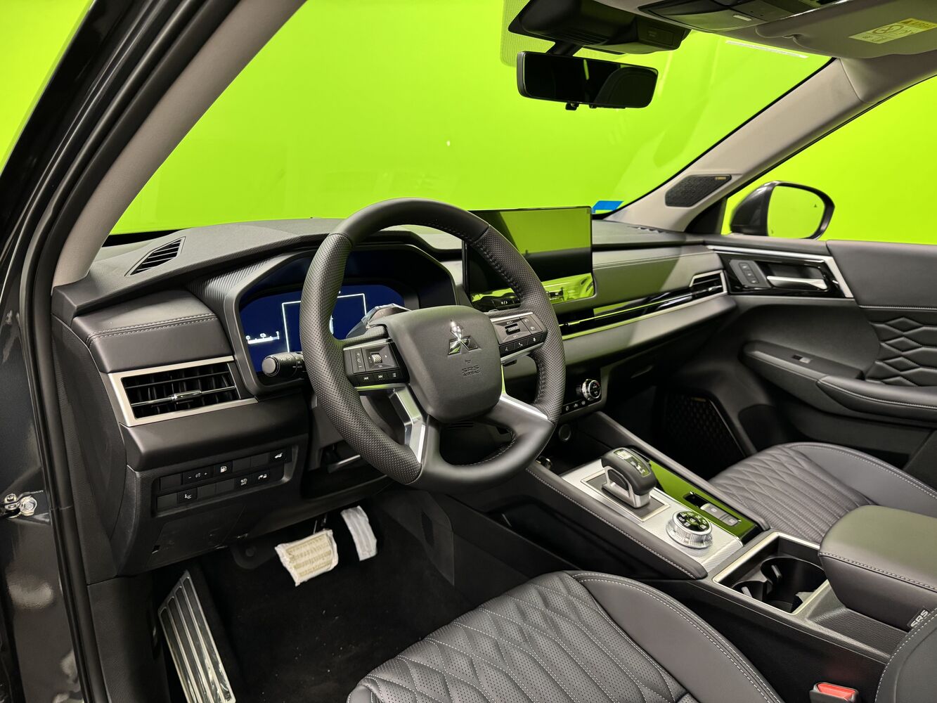 Mitsubishi Outlander vaihtoauto
