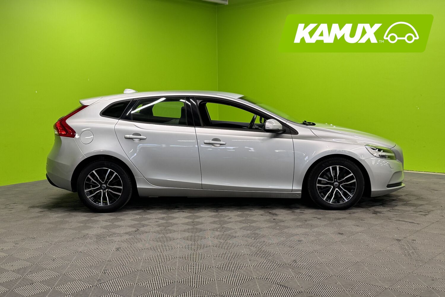 Volvo V40 vaihtoauto