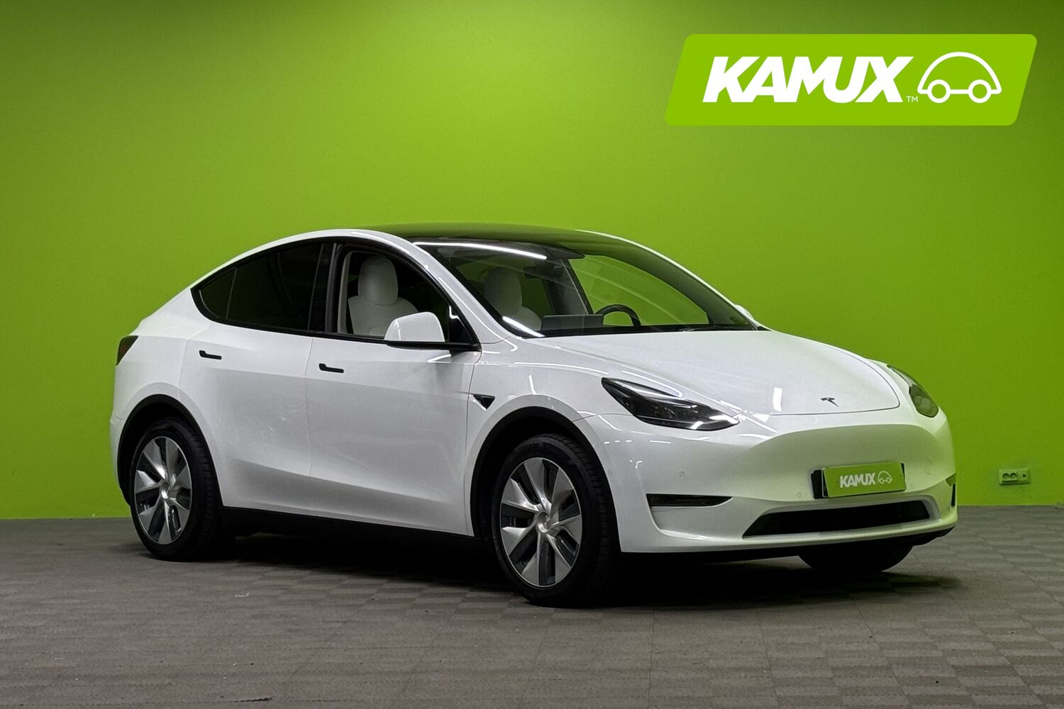 Tesla Model Y vaihtoauto