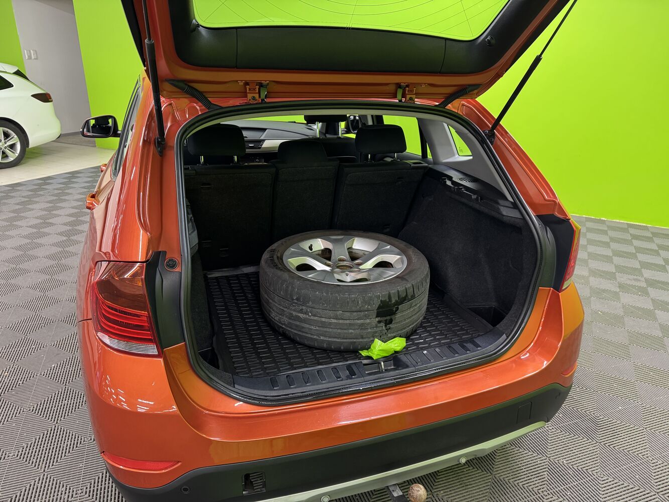 BMW X1 vaihtoauto