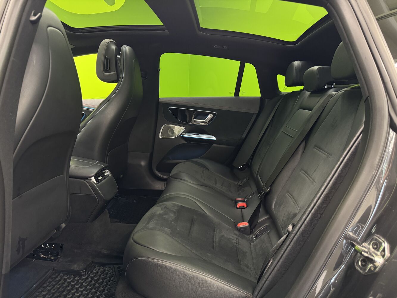 Mercedes-Benz EQE vaihtoauto