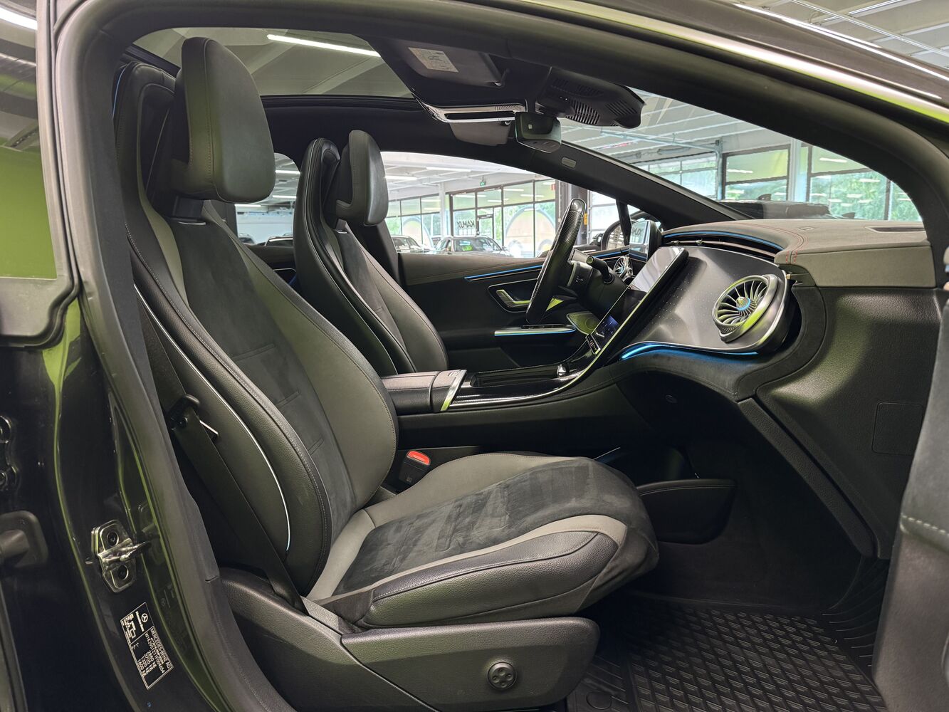 Mercedes-Benz EQE vaihtoauto