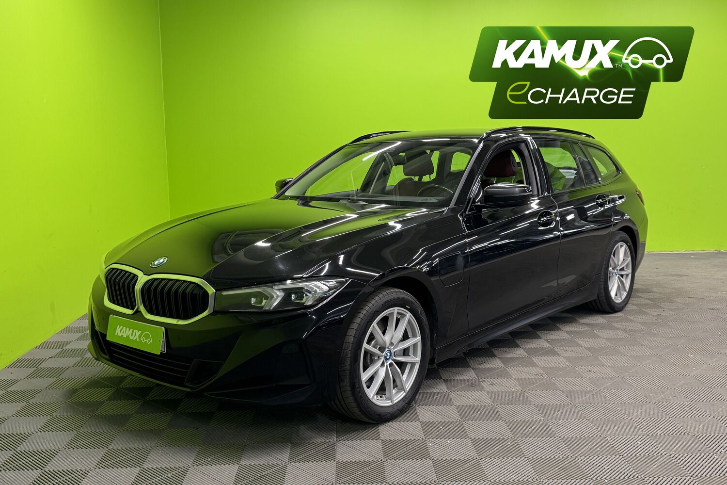 BMW 330 vaihtoauto