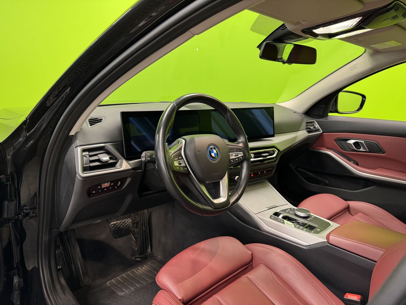 BMW 330 vaihtoauto