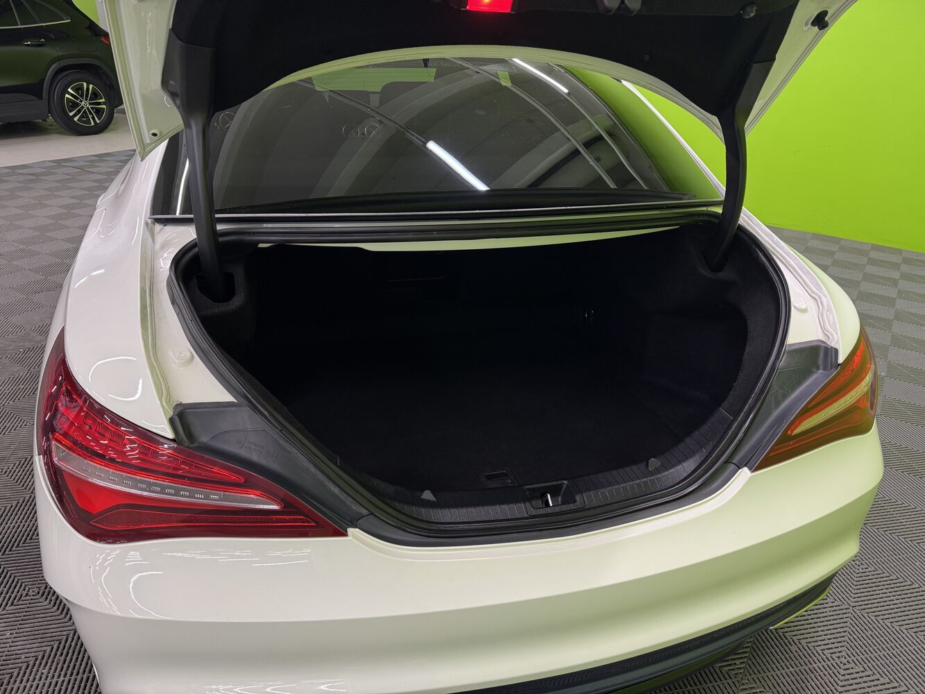 Mercedes-Benz CLA-sarja vaihtoauto
