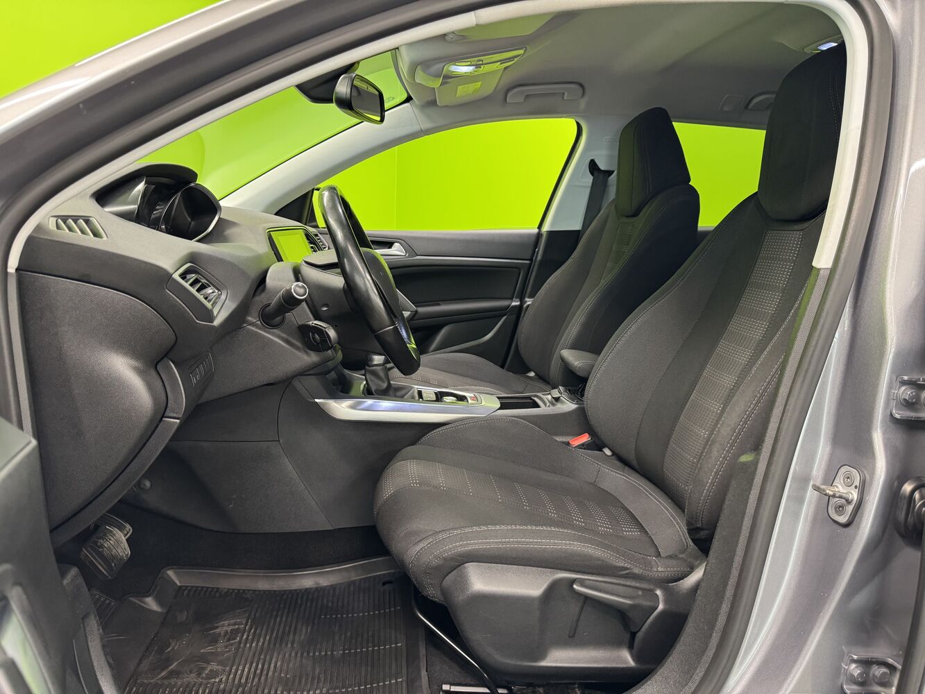 Peugeot 308 vaihtoauto