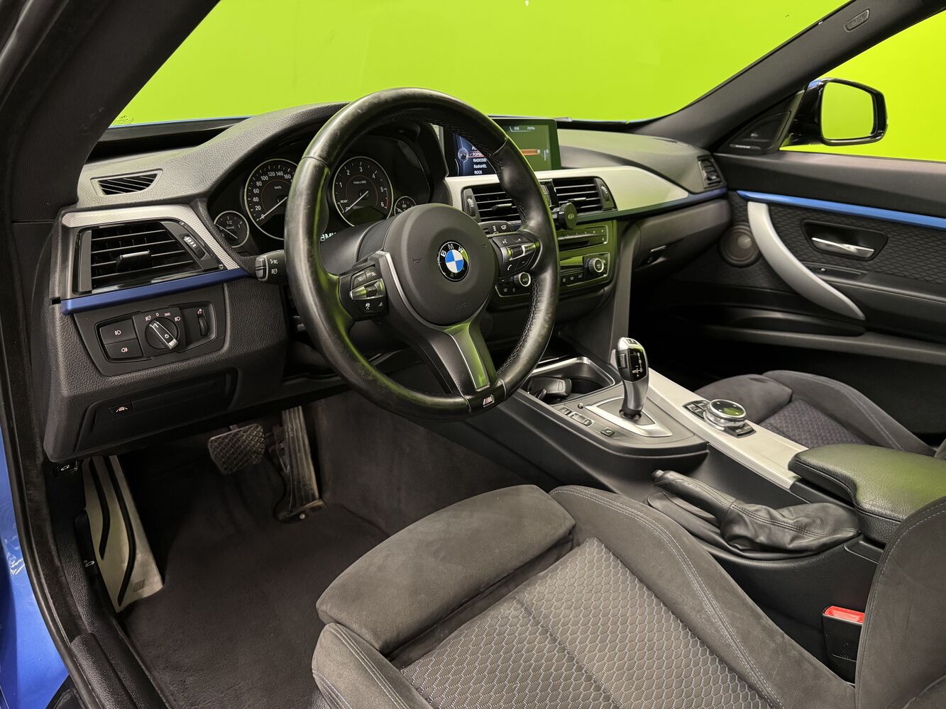 BMW 320 vaihtoauto