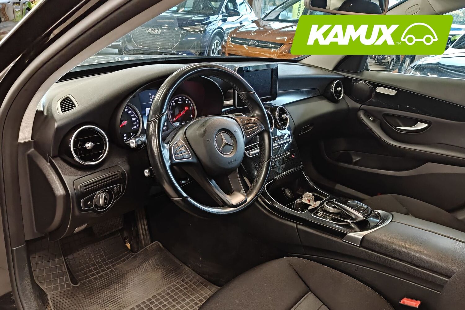 Mercedes-Benz C vaihtoauto