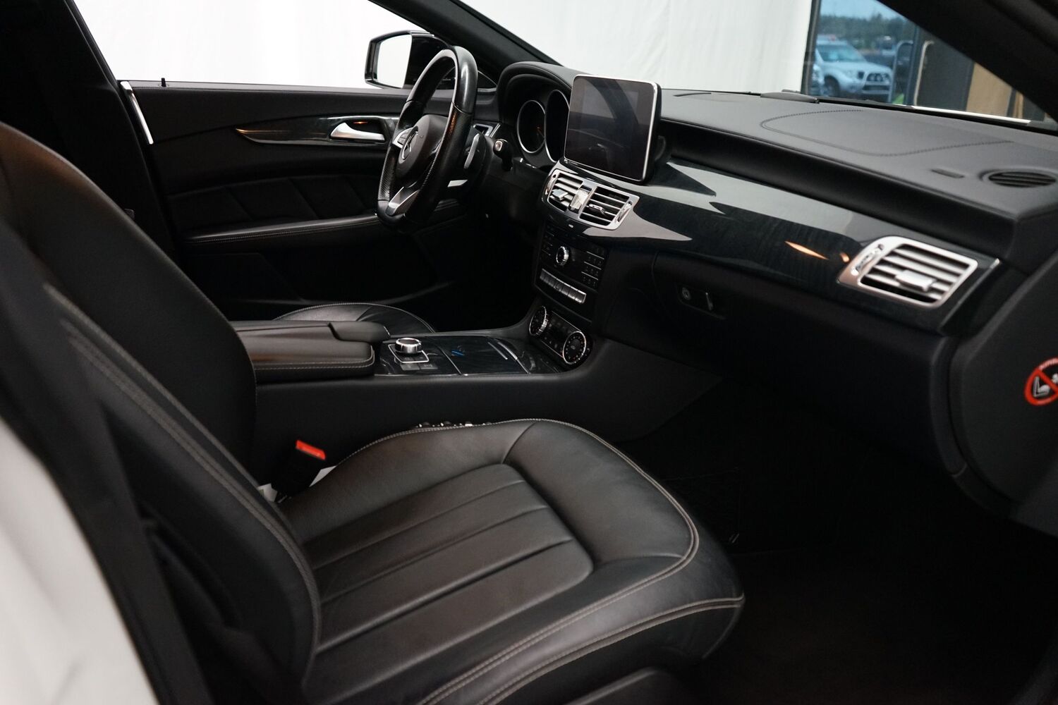 Mercedes-Benz CLS vaihtoauto