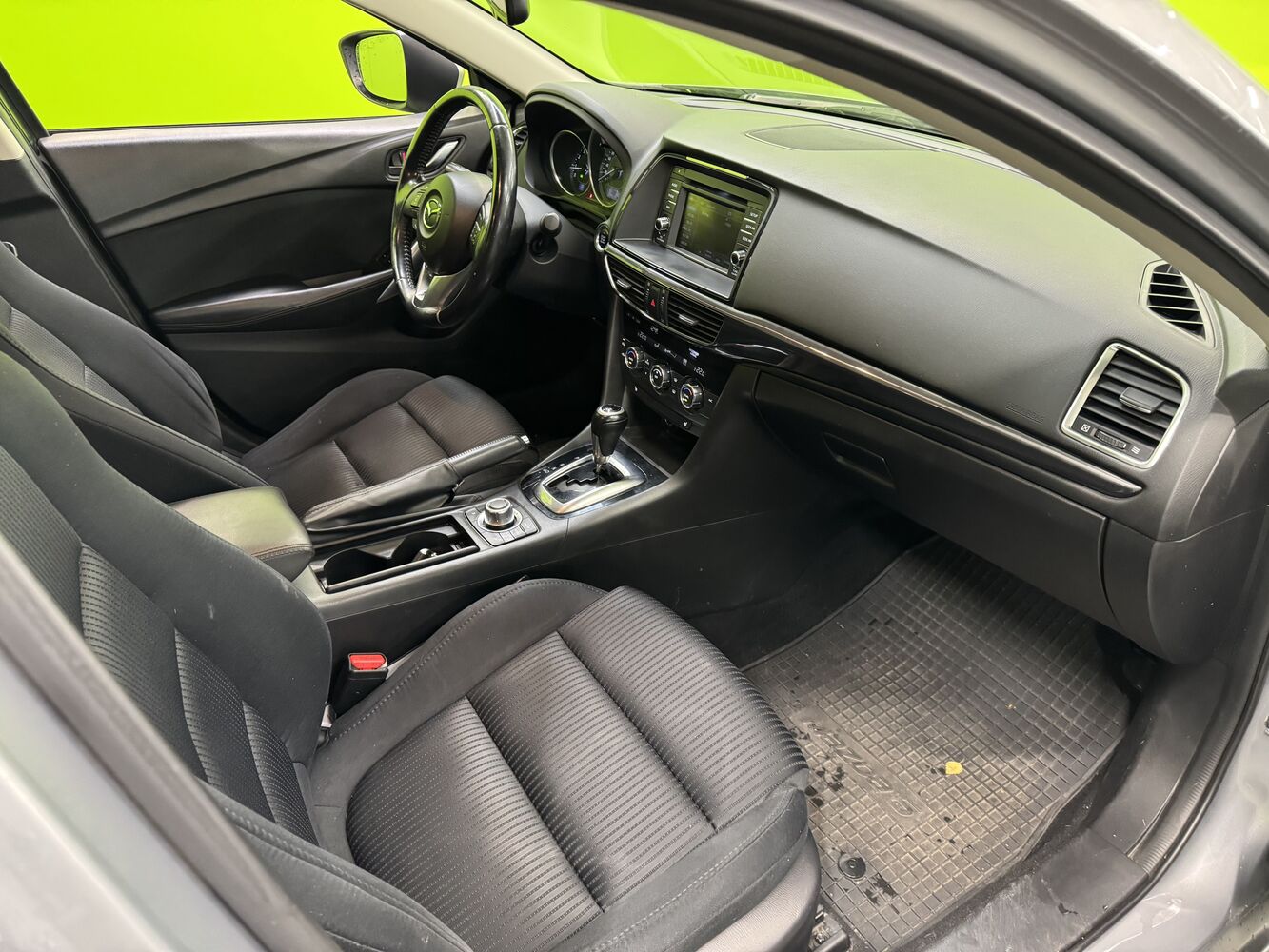 Mazda 6 vaihtoauto