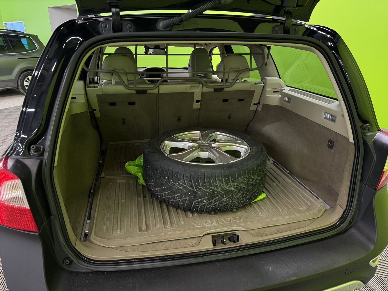 Volvo XC70 vaihtoauto