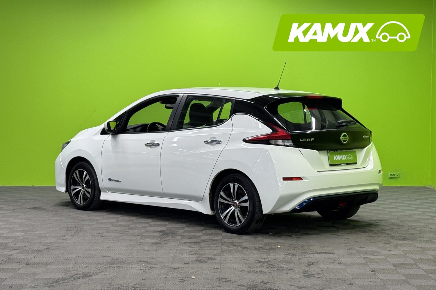 Nissan Leaf vaihtoauto