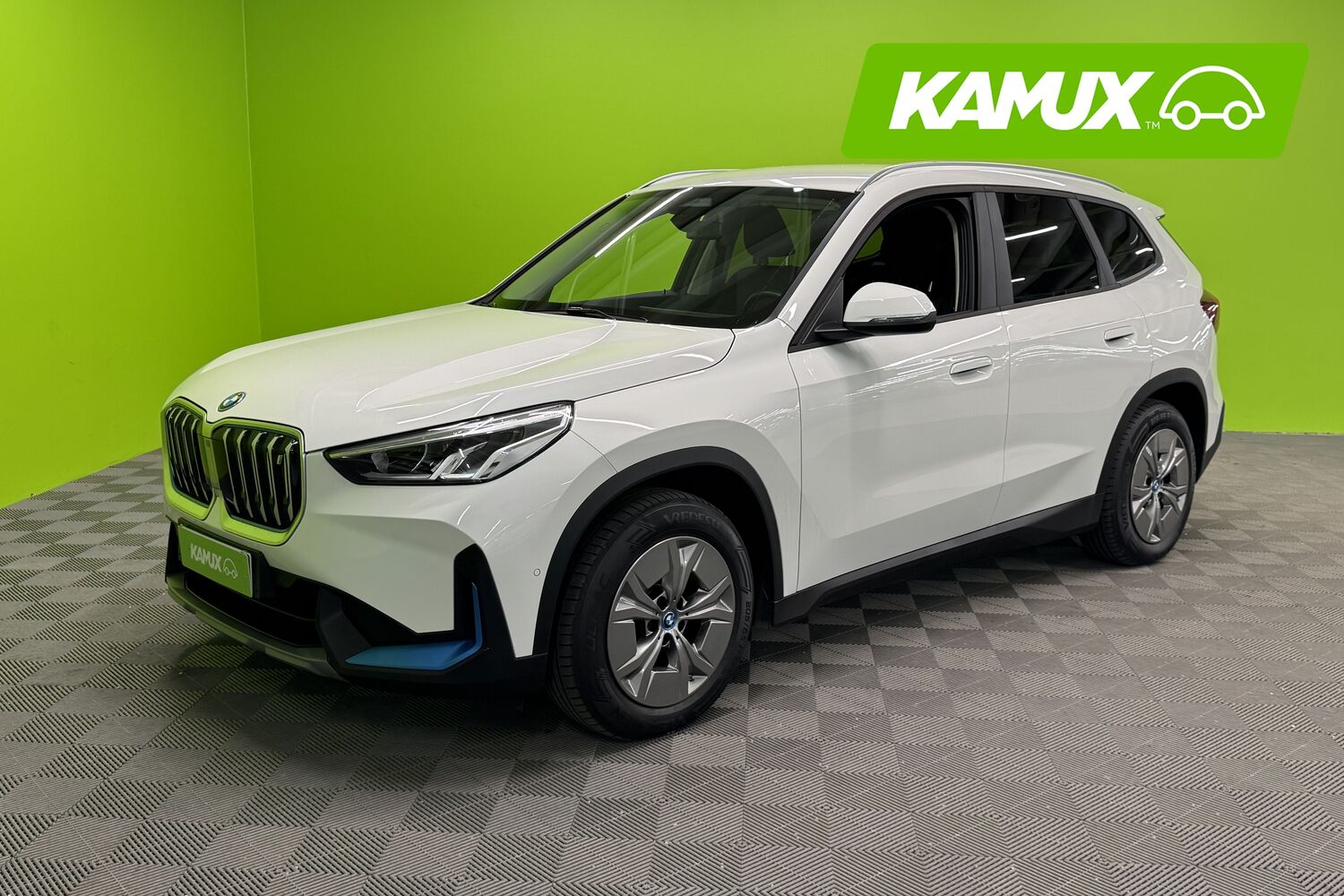 BMW iX1 vaihtoauto