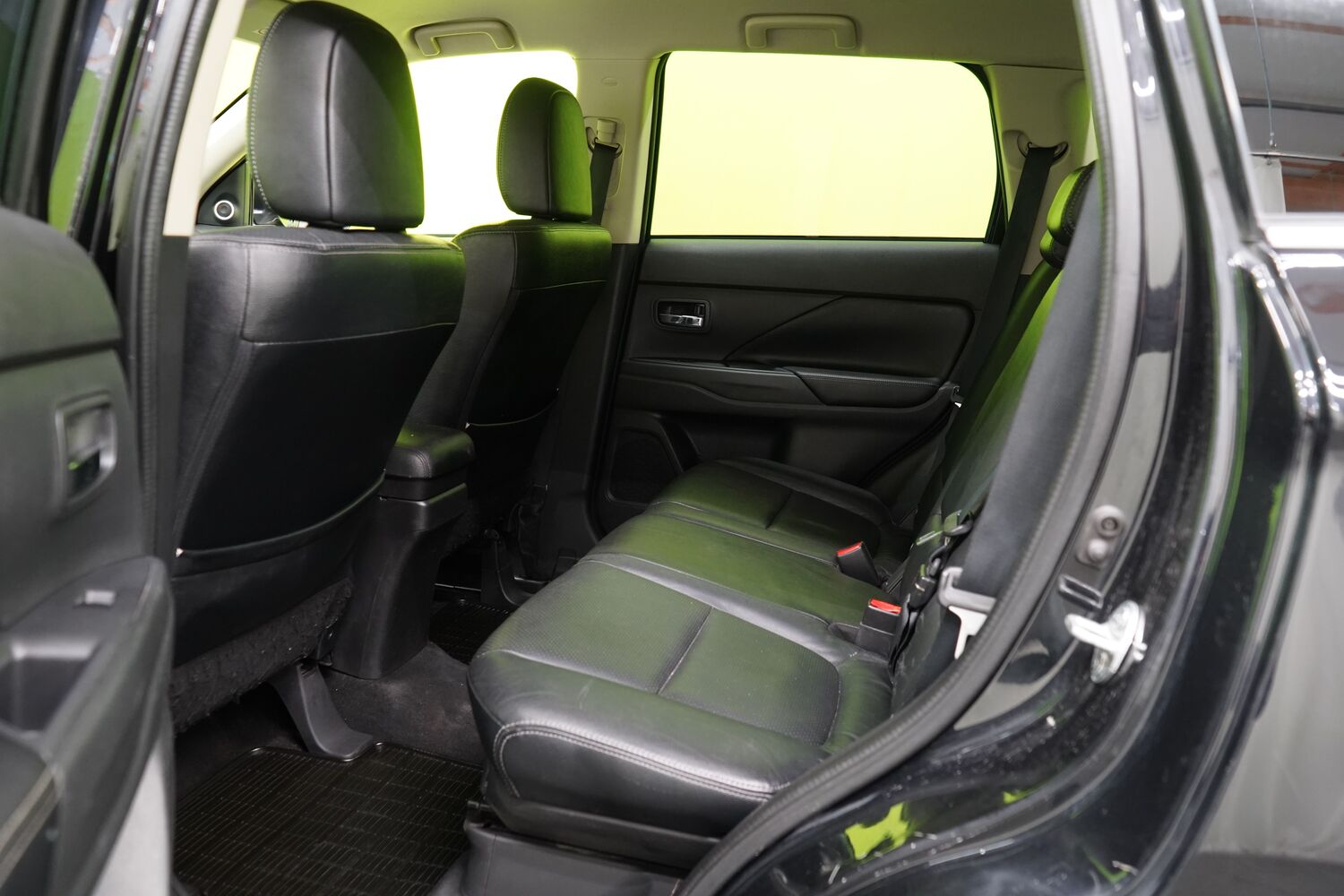 Mitsubishi Outlander vaihtoauto