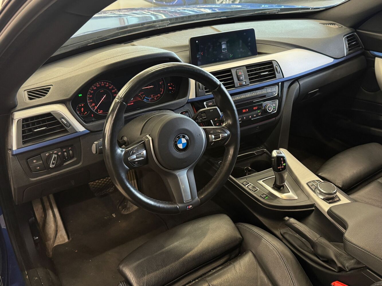 BMW 320 vaihtoauto