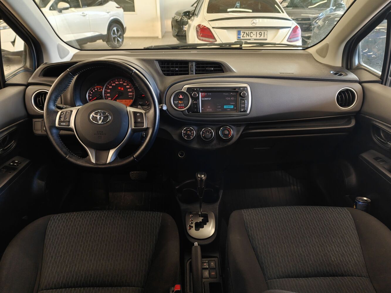 Toyota Yaris vaihtoauto