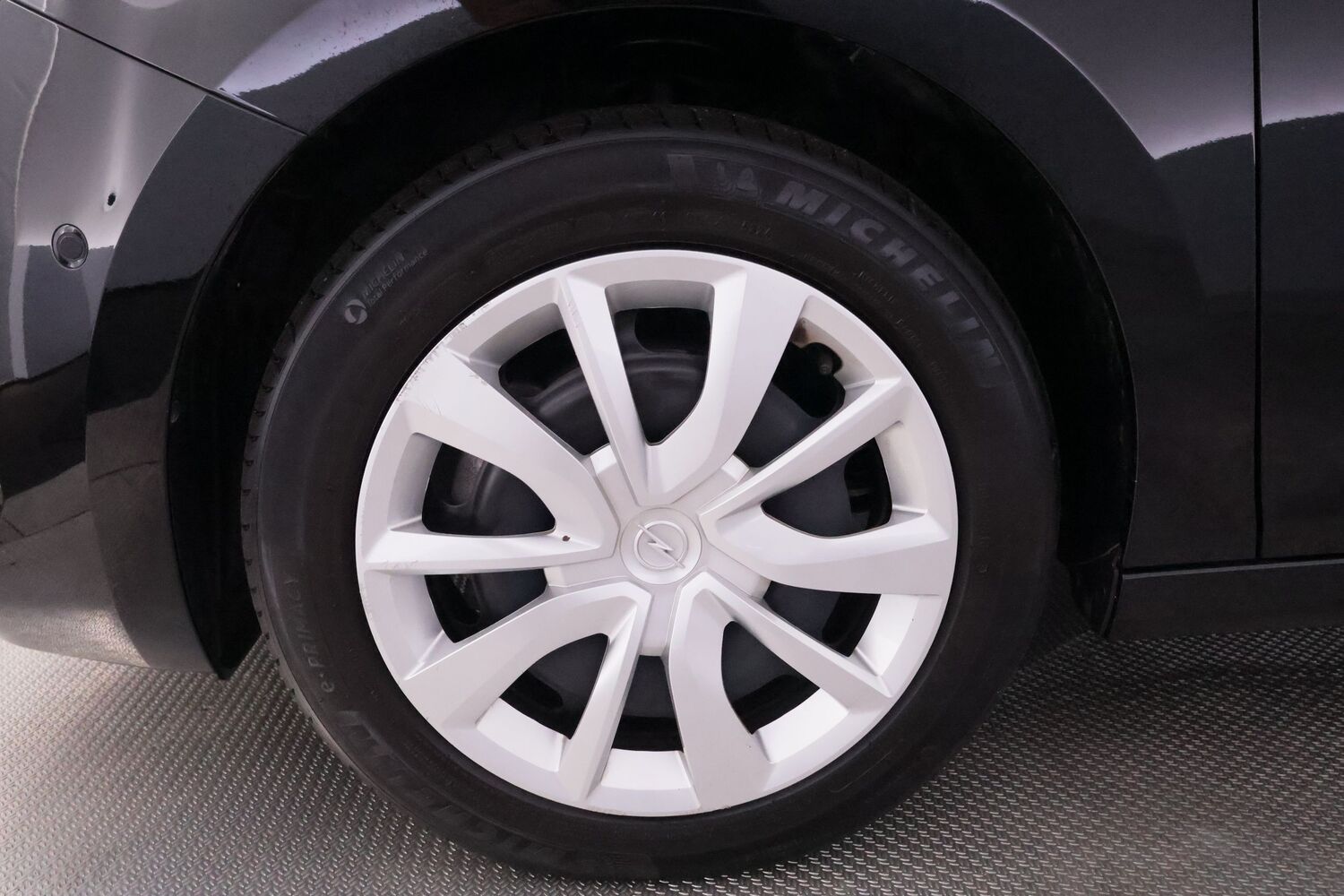 Opel Corsa vaihtoauto