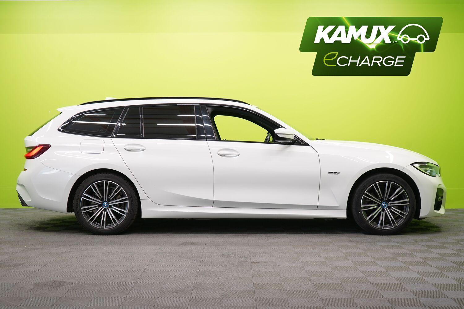 BMW 320 vaihtoauto