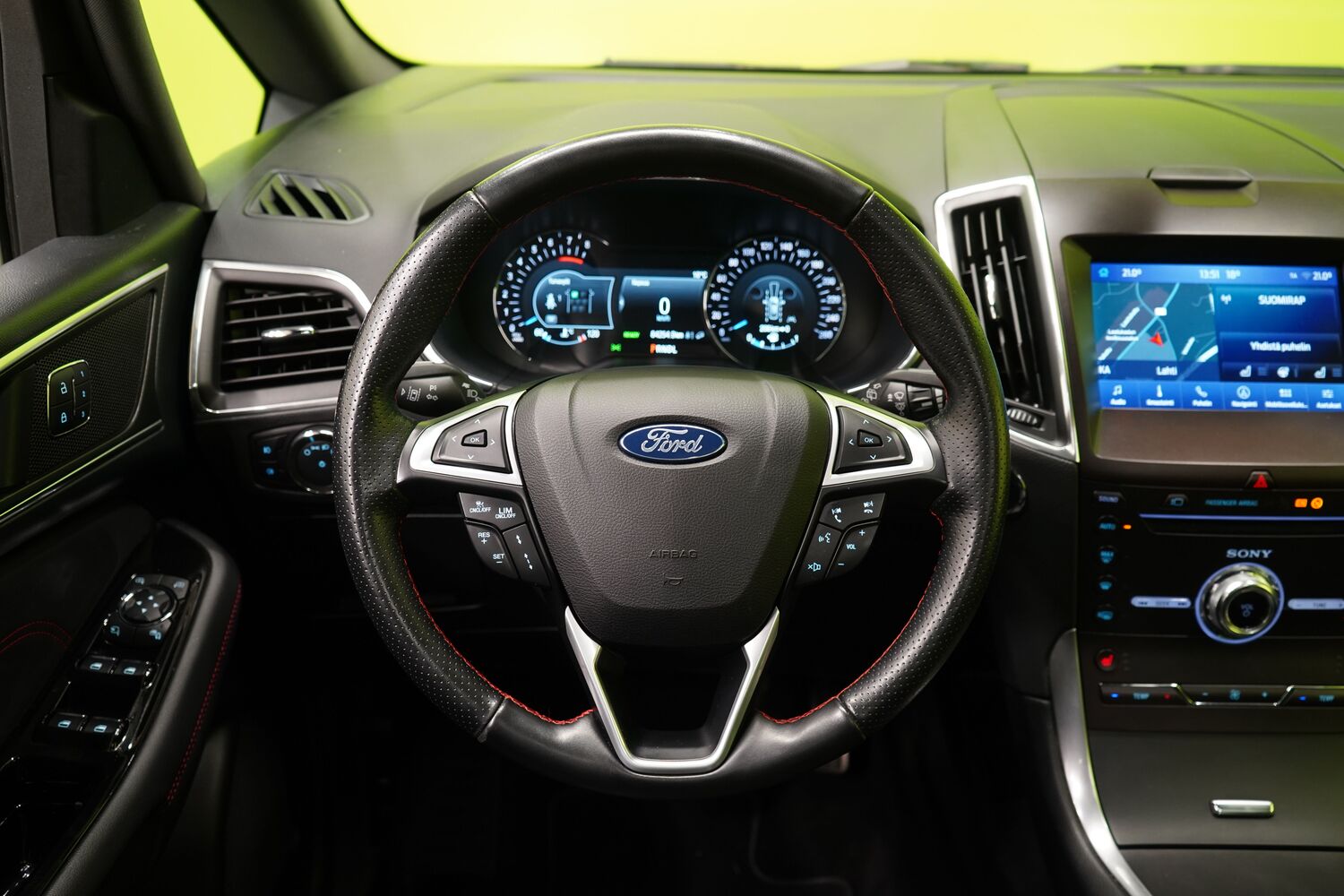 Ford S-MAX vaihtoauto