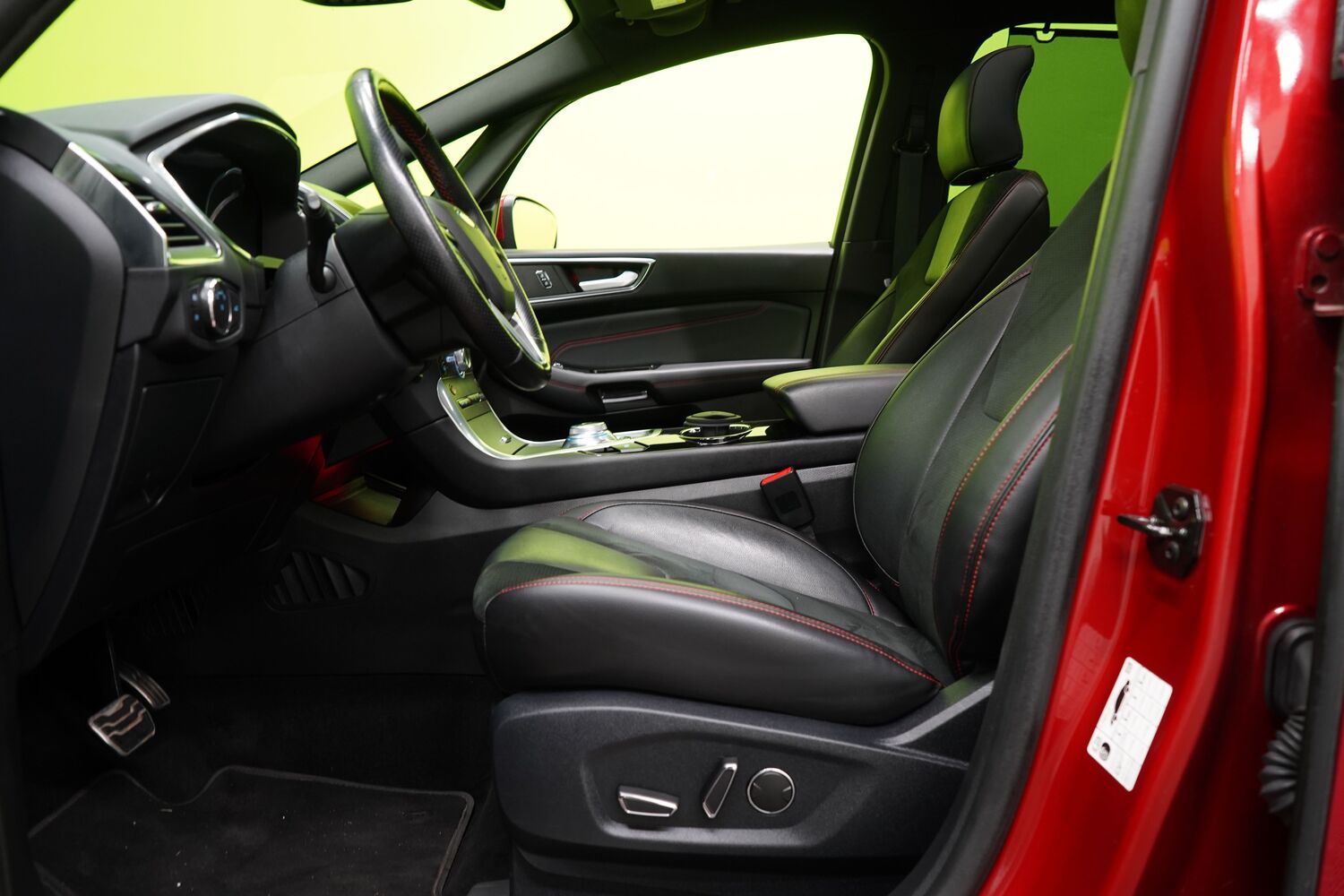 Ford S-MAX vaihtoauto