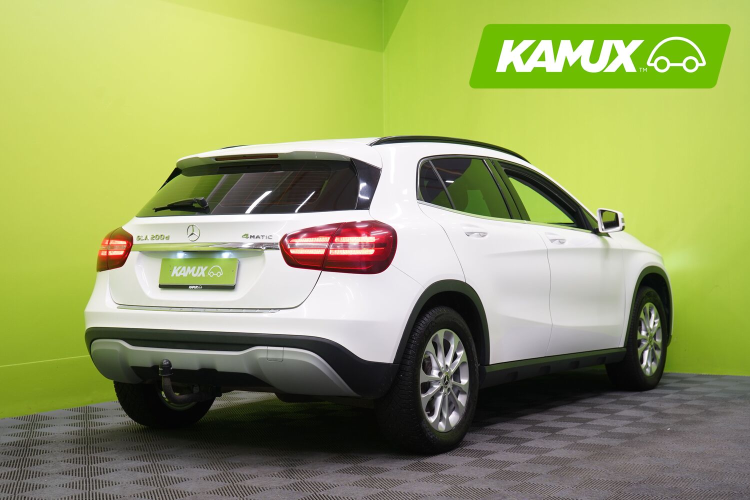 Mercedes-Benz GLA vaihtoauto