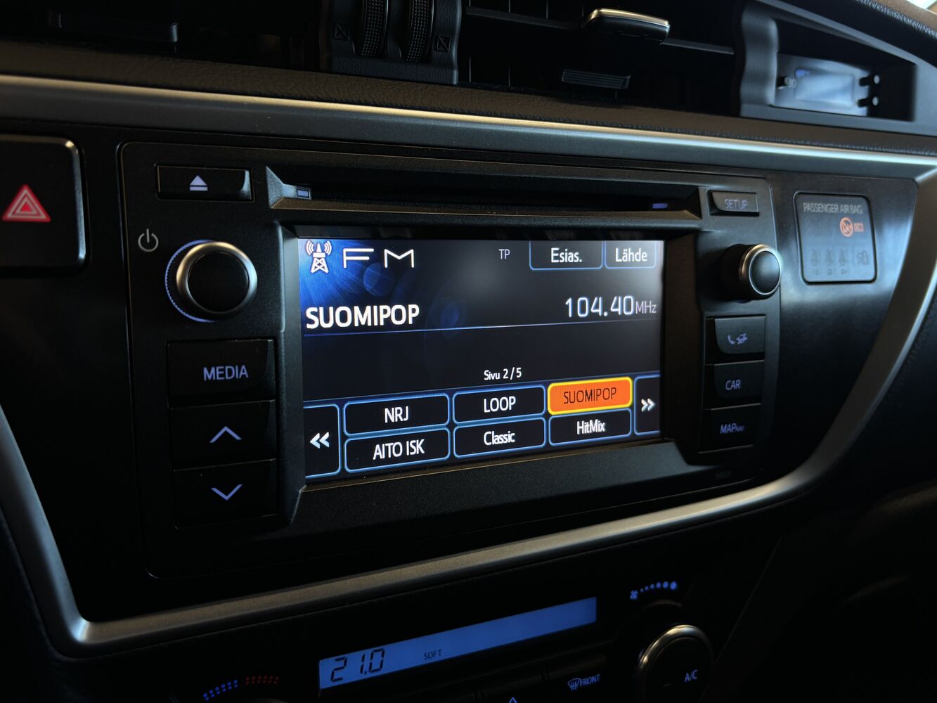 Toyota Auris vaihtoauto