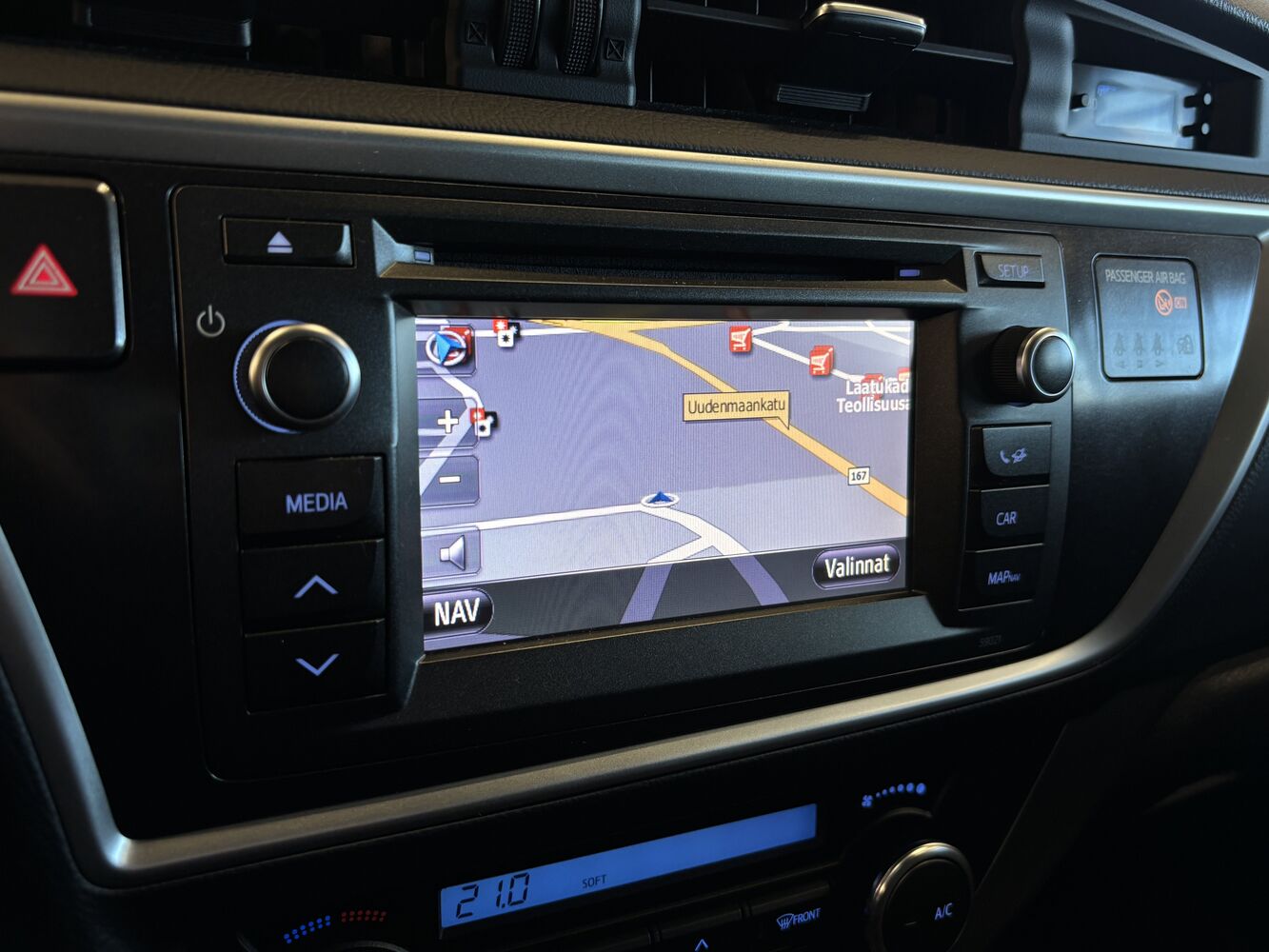 Toyota Auris vaihtoauto