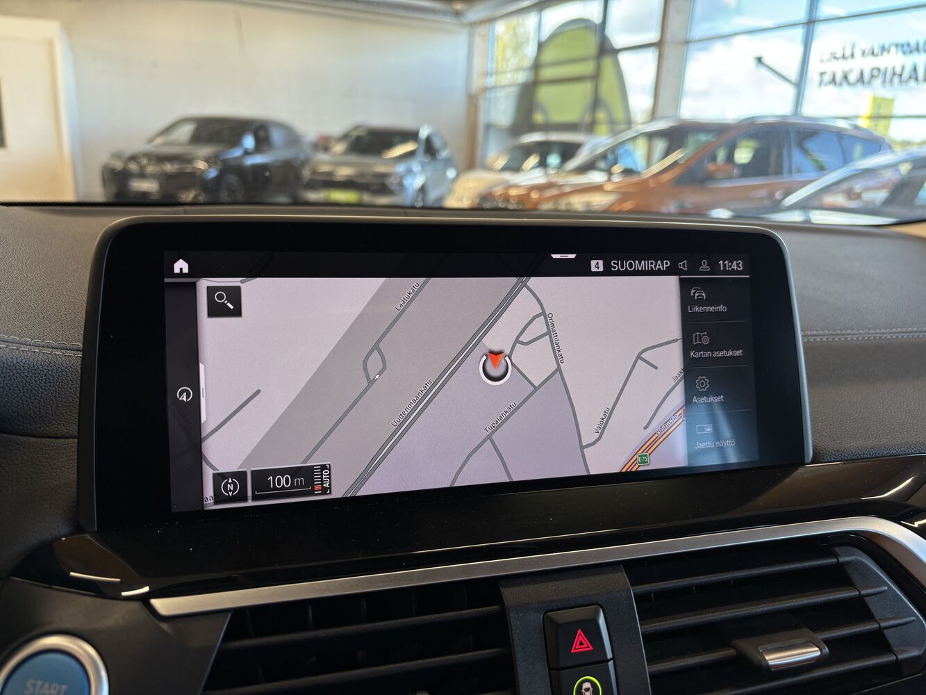 BMW iX3 vaihtoauto