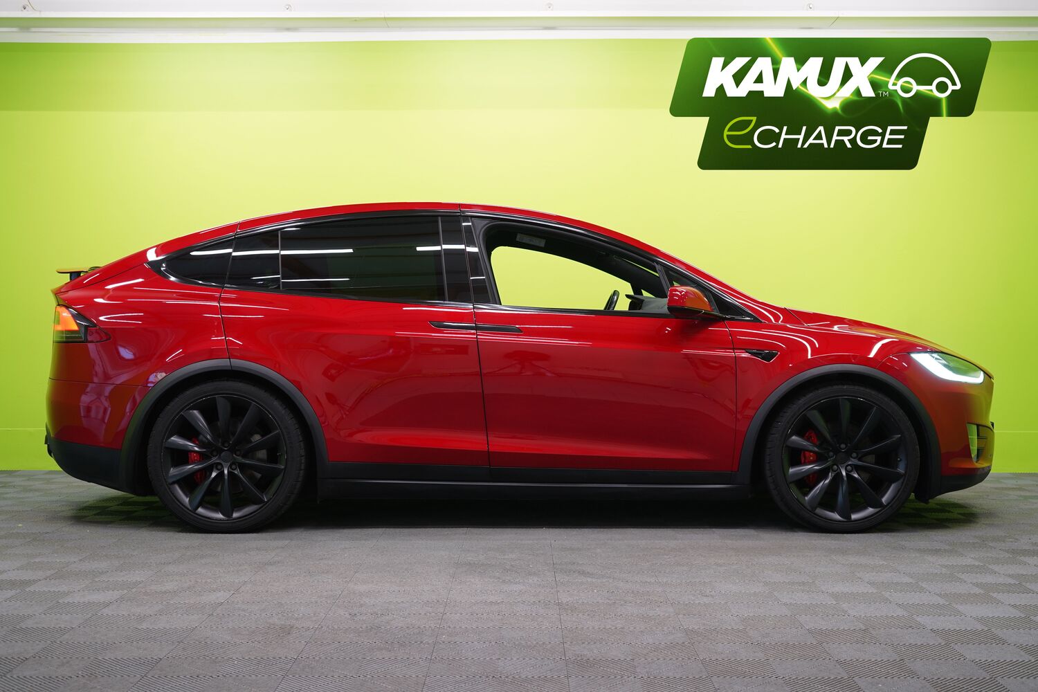 Tesla Model X vaihtoauto
