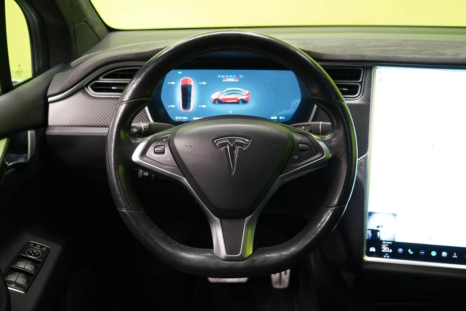 Tesla Model X vaihtoauto
