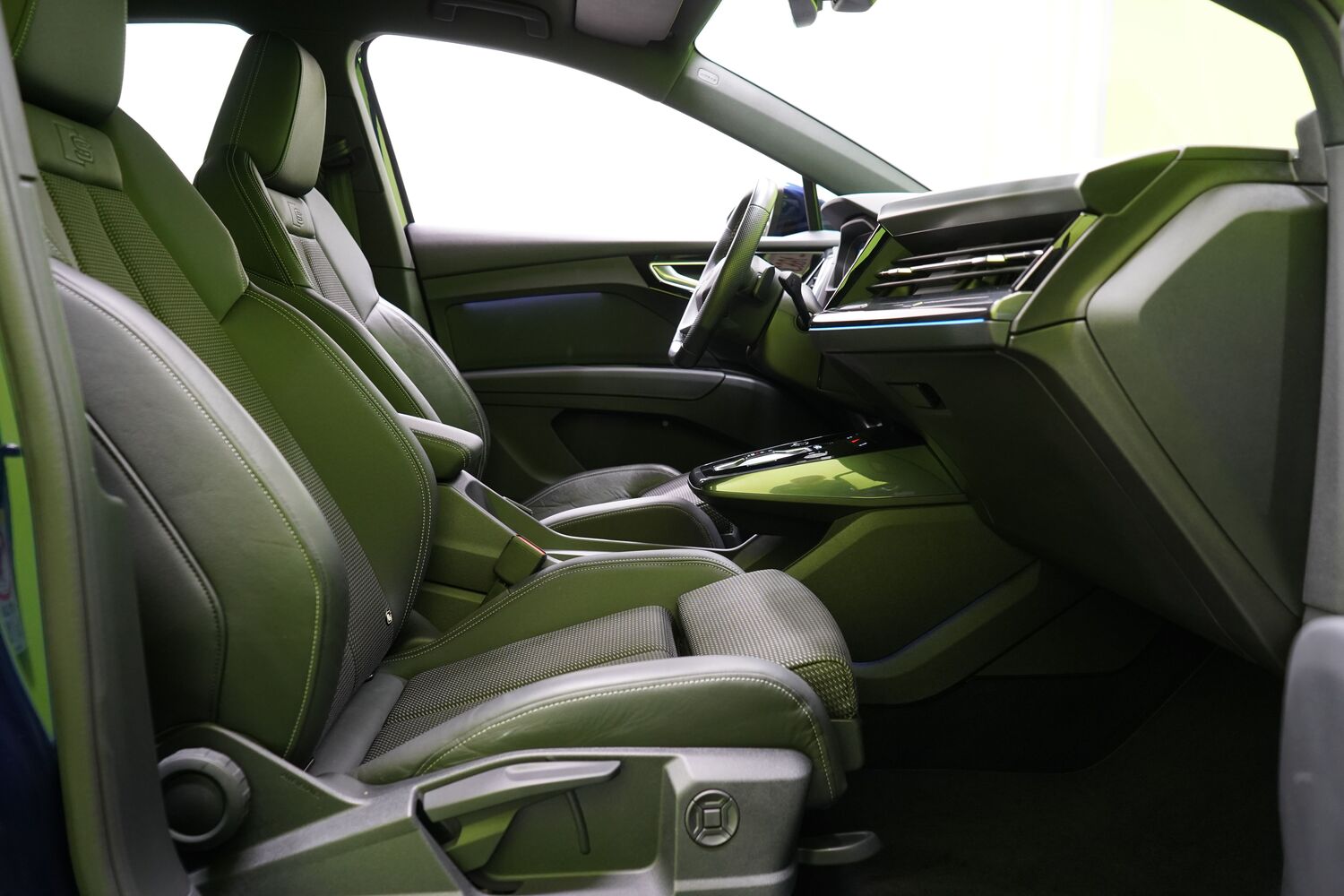 Audi Q4 e-tron vaihtoauto