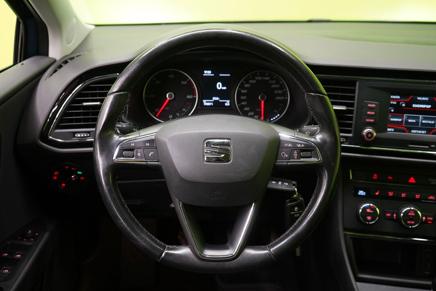 SEAT Leon ST vaihtoauto