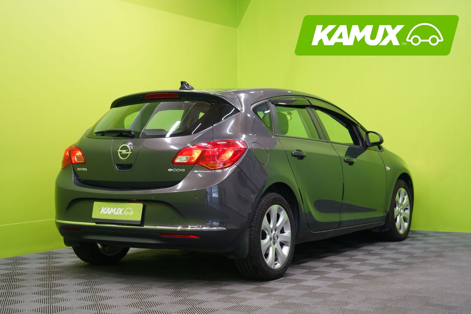 Opel Astra vaihtoauto