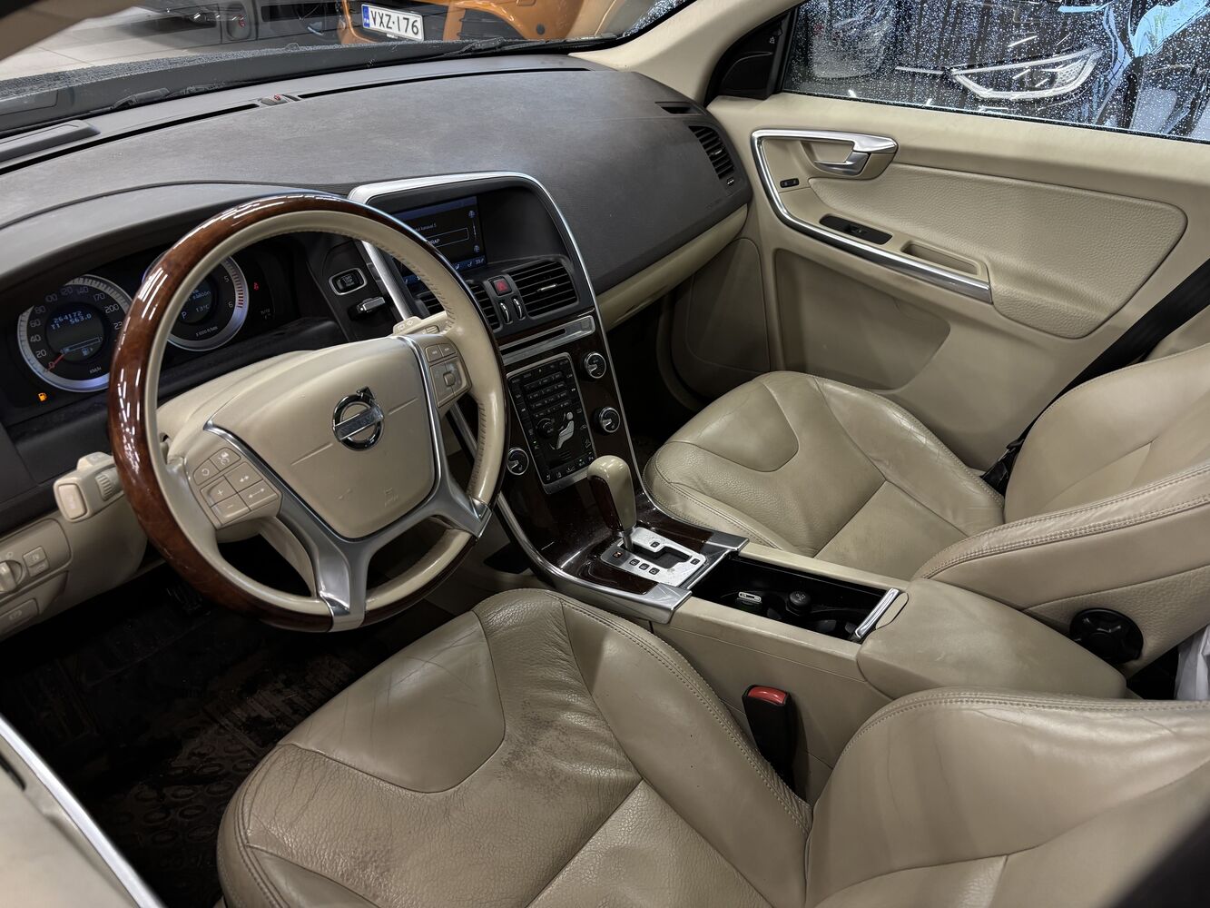 Volvo XC60 vaihtoauto