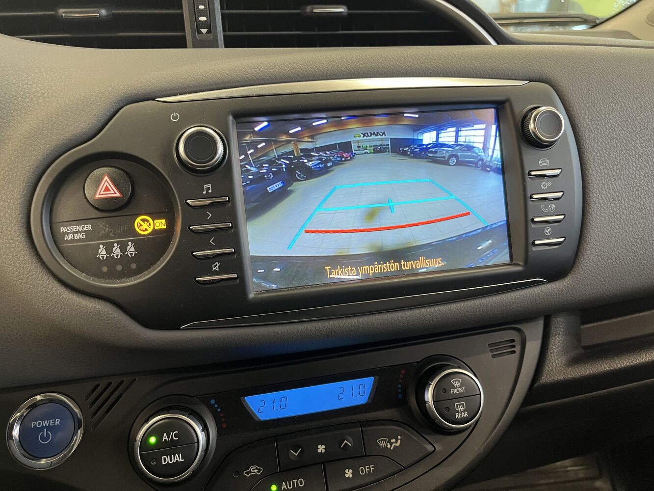 Toyota Yaris vaihtoauto