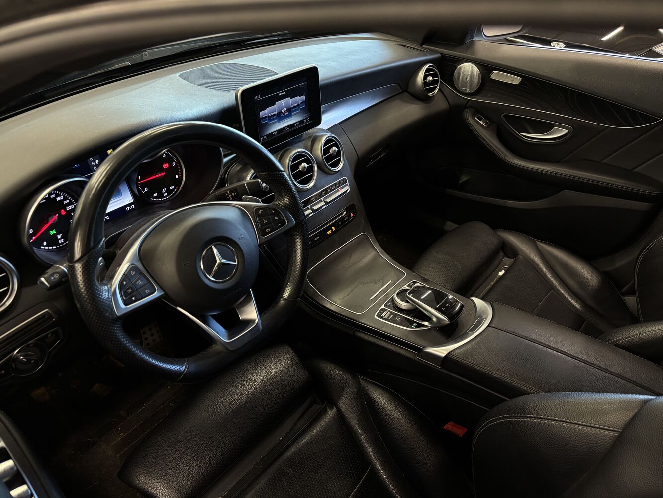 Mercedes-Benz C vaihtoauto