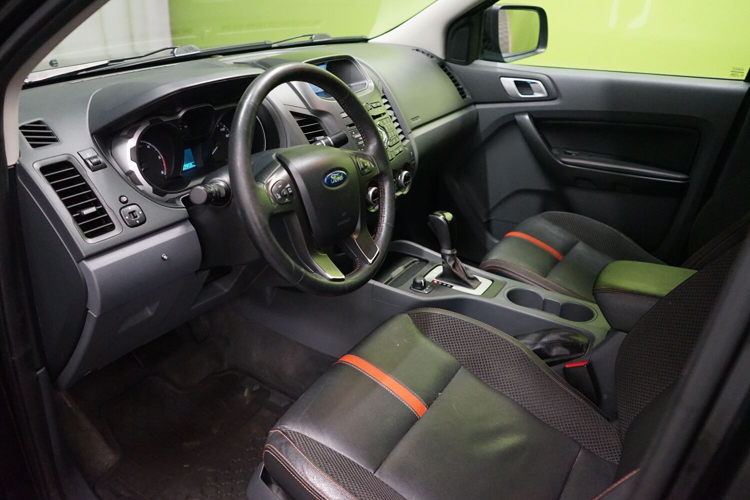 Ford Ranger vaihtoauto