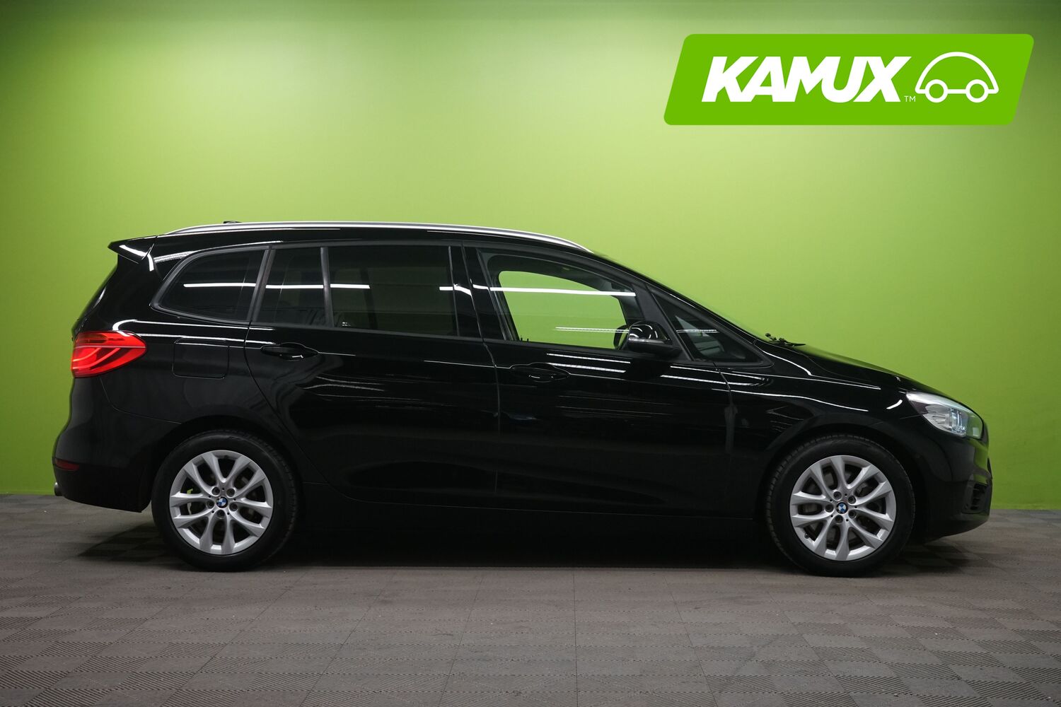 BMW 220 vaihtoauto