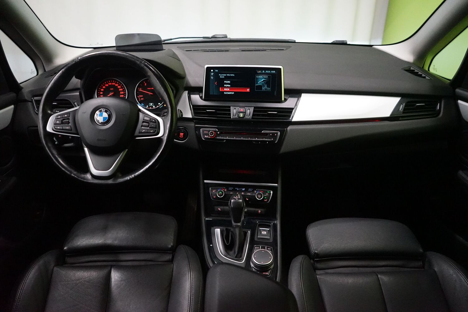 BMW 220 vaihtoauto