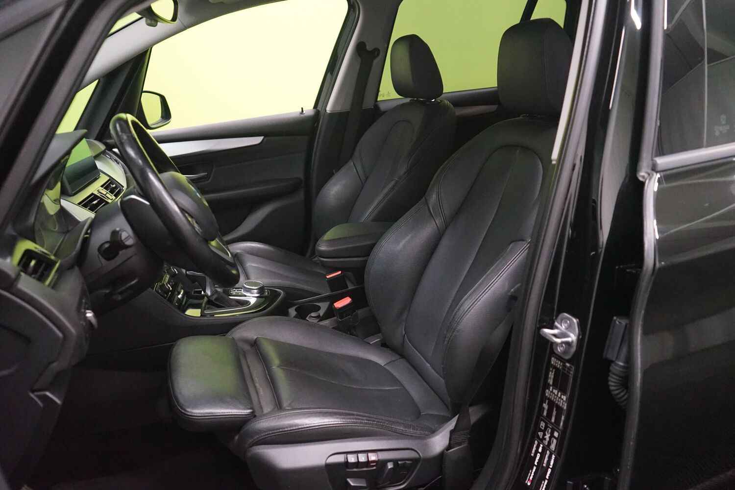 BMW 220 vaihtoauto